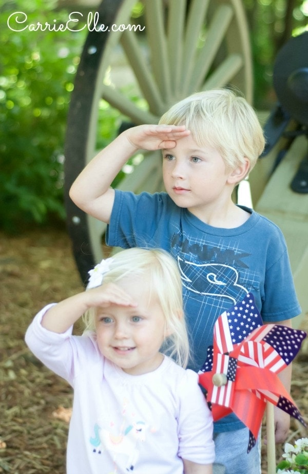 Silver Dollar City Kids Saluting