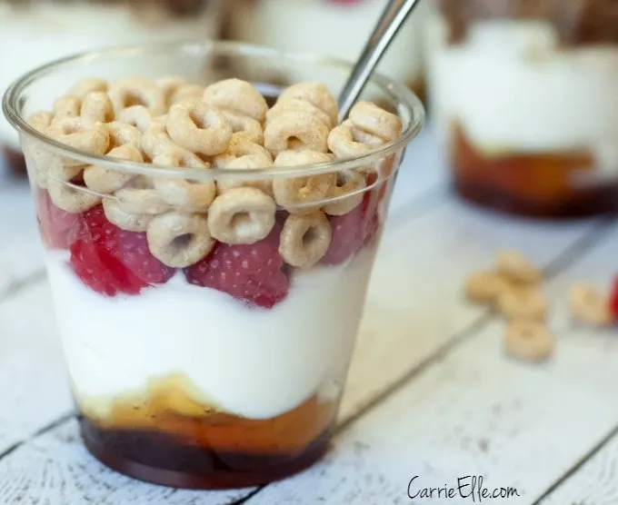 Easy Breakfast Parfaits