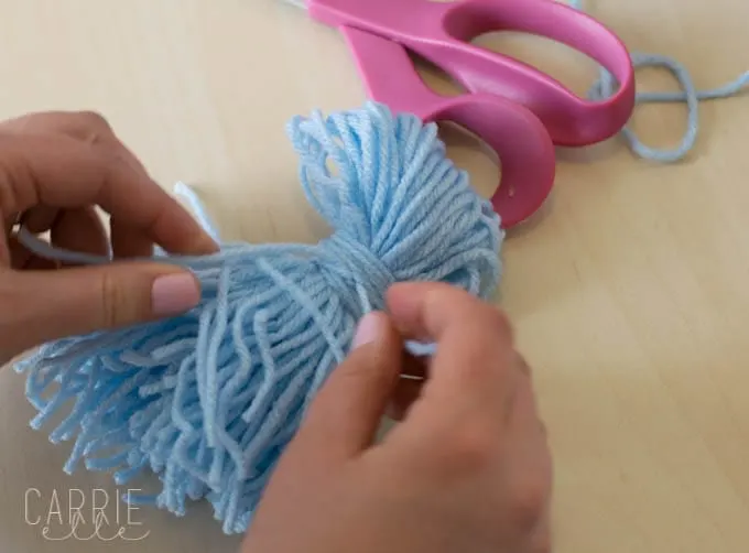 Easy DIY Yarn Tassel Garland