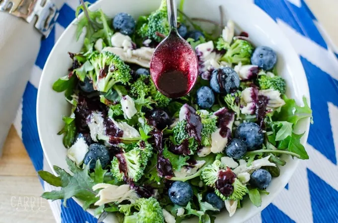 21 Day FIx Kale Blueberry Salad