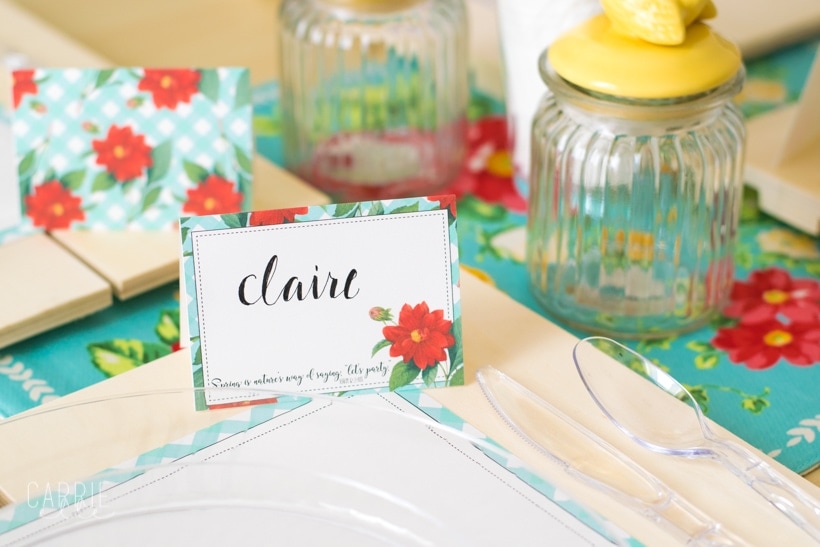 blue and red spring place card