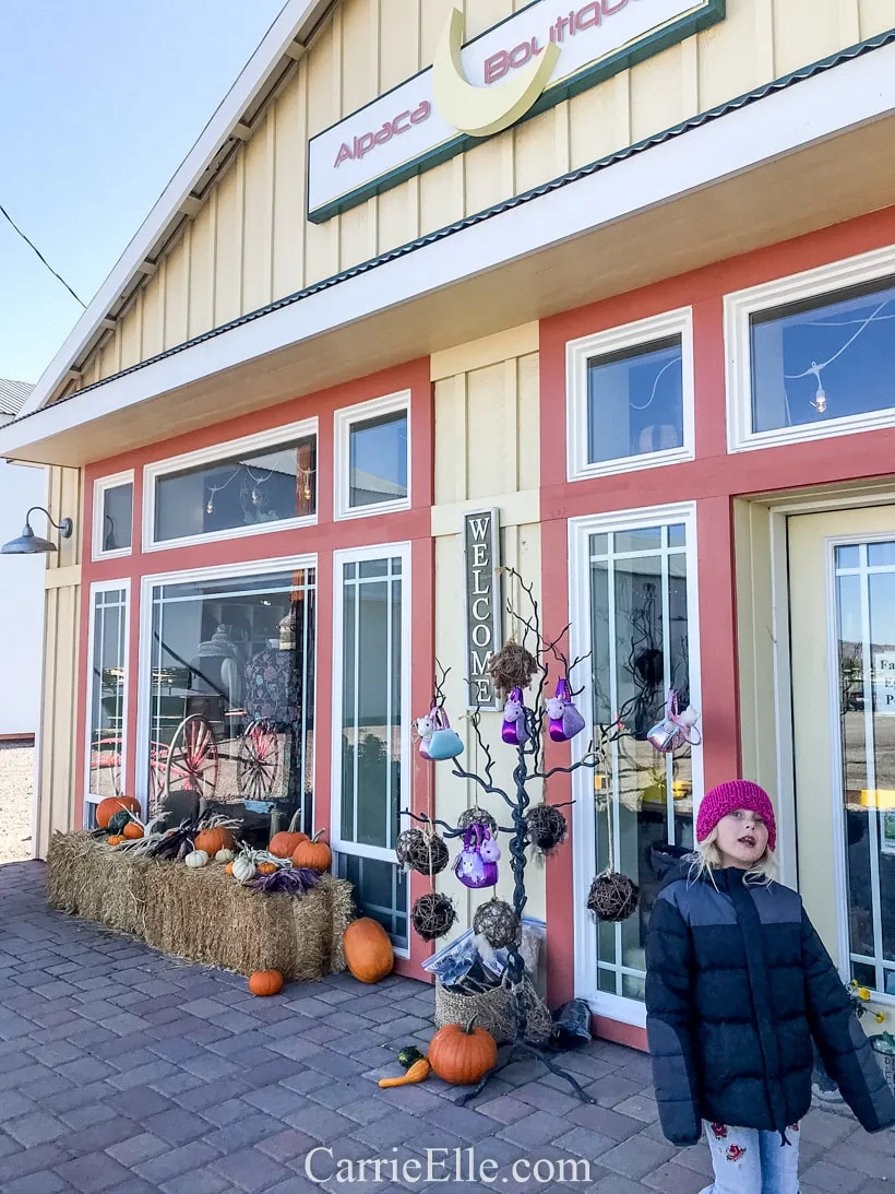 Crescent Moon Alpaca Farm