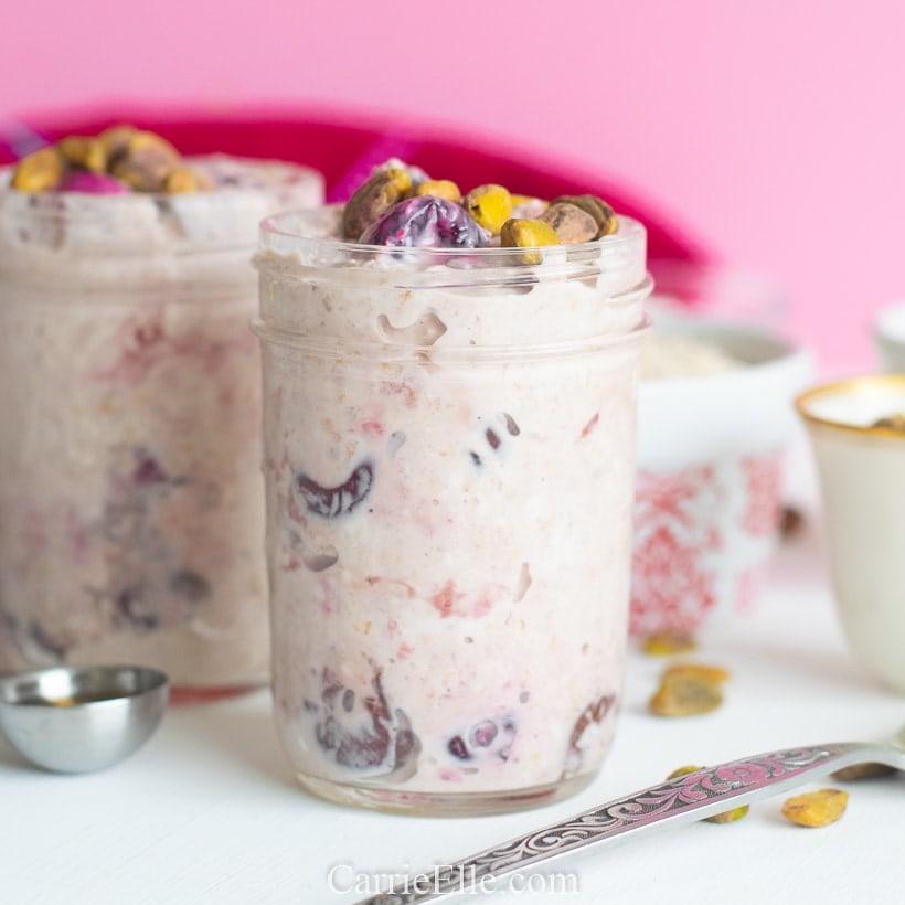 Cherry Pistachio Overnight Oats