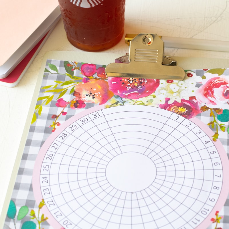 This fun floral buffalo check circular habit tracker is great for keeping track of your progress on multiple tasks, habits, and goals. You can use this floral habit tracker to turn those goals into reality! 
