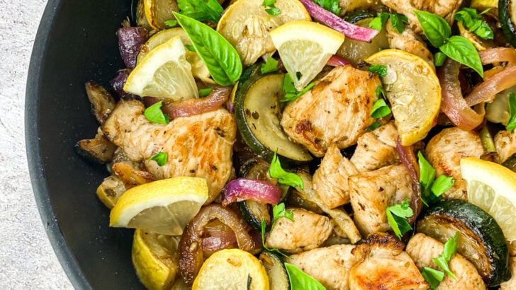One-Skillet Lemon Chicken with Zucchini | 21 Day Fix | Weight Watchers | Low Carb