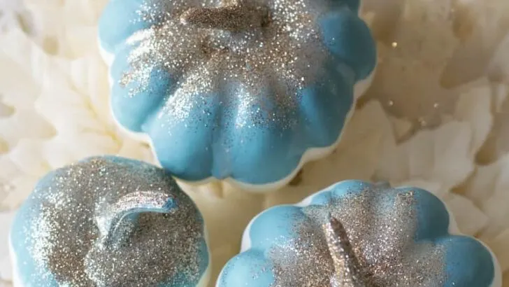 Easy DIY Dipped Glitter Pumpkins